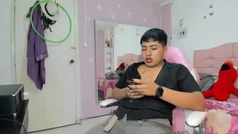 JUAN online show from May 11, 2:51 am