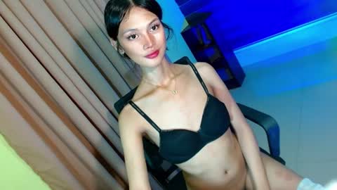 URE BBY ZEMIRA online show from June 17, 11:26 am