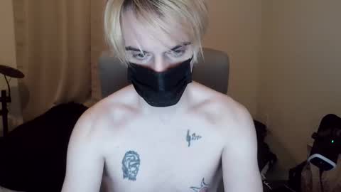 fuckboy86 online show from February 11, 12:47 am