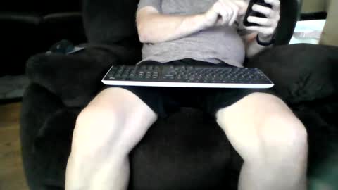beachguy38 online show from August 8, 12:04 pm