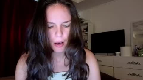 Alicia Belvedere online show from July 16, 9:56 am