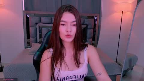 Bella  online show from July 16, 1:03 pm