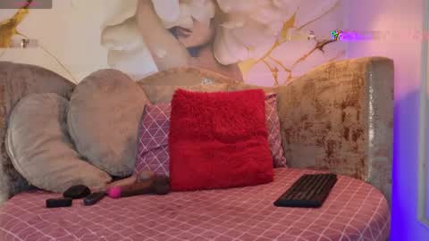 BELLA online show from May 7, 4:41 am