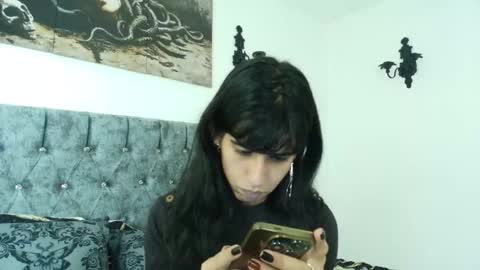 Bella online show from April 24, 1:40 am