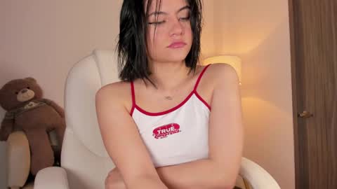 Bella Mia online show from May 23, 2:07 am