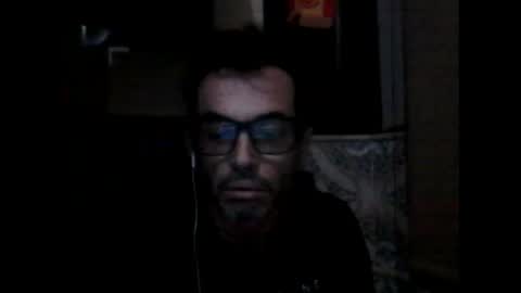 benidorm9 online show from May 18, 10:49 pm