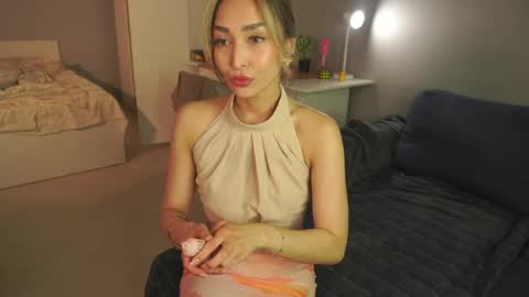 Ur Silly Lawyer Kira online show from May 31, 4:28 pm