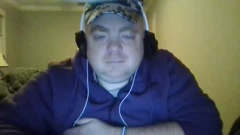 Big Red online show from January 2, 3:05 am