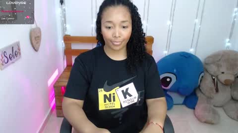 blackqueen_18 online show from December 11, 4:28 am