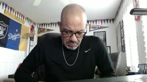blk_nthick online show from December 17, 6:42 pm