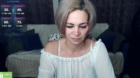 Lola online show from December 2, 9:34 pm