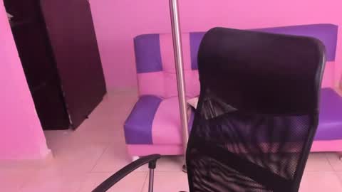 blondie_dirty_squirt online show from July 11, 11:57 am