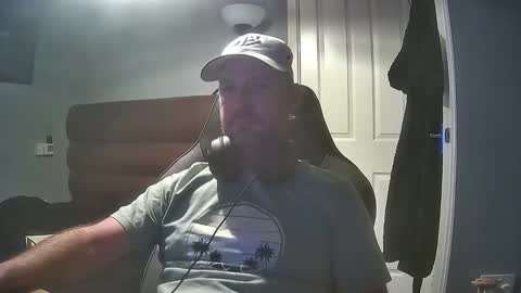 bluebirdflame1 online show from April 25, 11:57 pm