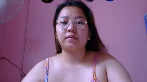 MommyMarie-Singlemom of 2. online show from May 14, 2:21 am