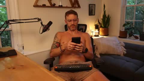 BradBronton online show from June 16, 11:20 pm