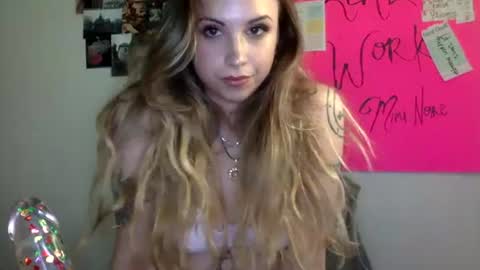 Mimi Noire online show from July 14, 9:31 pm