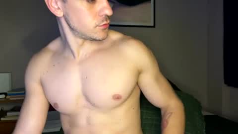 braziliangoodboy online show from August 6, 11:47 pm