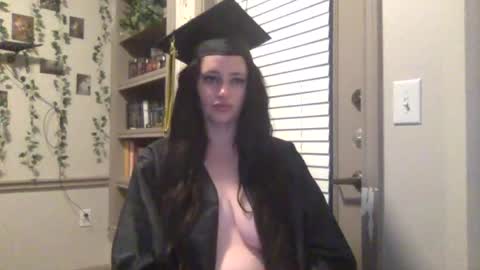 breebree92 online show from June 20, 2:29 am