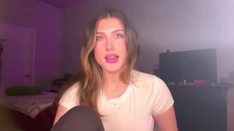 Brianna3 online show from May 26, 5:46 am