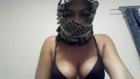briella577778 online show from July 16, 12:03 am
