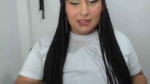 brittanycurvy69 online show from July 5, 12:36 am
