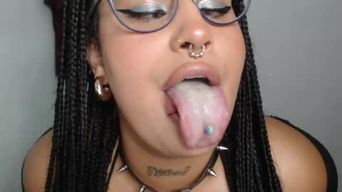 brittanycurvy69 online show from June 23, 9:32 pm