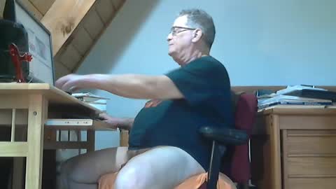 brubar online show from July 31, 7:04 pm
