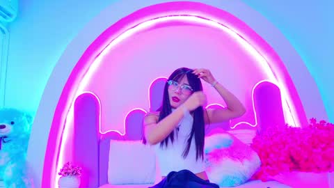 Bunny online show from May 5, 3:35 am