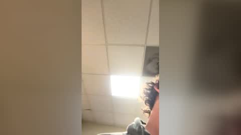 dustin online show from February 15, 6:37 am