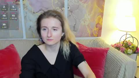 camilladreamer online show from May 5, 6:24 pm