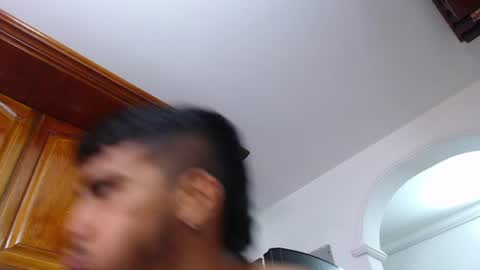 camilo_contre21 online show from July 15, 9:41 pm