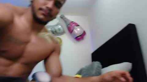 camilo_contre21 online show from July 8, 8:56 pm