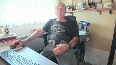 Cammee online show from July 24, 7:38 am