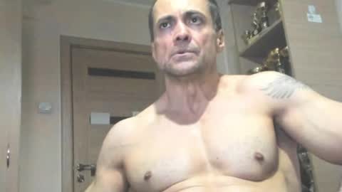 Laz online show from June 3, 6:46 pm