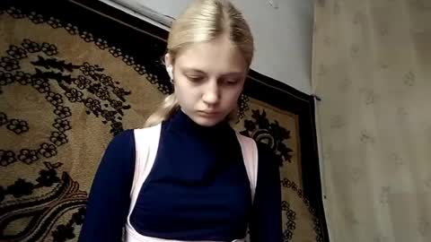 Kira online show from May 5, 3:24 am