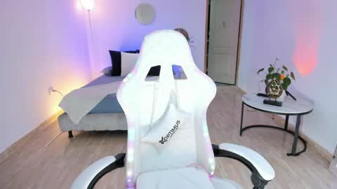Alejandra online show from May 5, 1:56 am