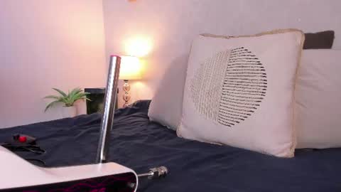  Caroline  online show from June 18, 11:26 am
