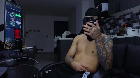 cash_master777 online show from June 3, 10:04 pm