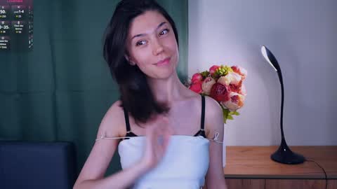 Yumi online show from June 1, 12:34 am