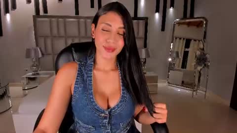 Charlotte online show from June 24, 2:51 am
