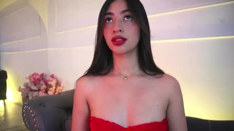 Lauren Rus online show from June 18, 12:32 pm