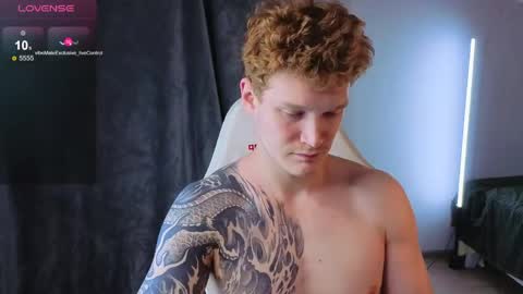 LUCASRYANPVT IS OPEN online show from May 30, 3:27 am