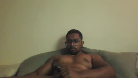 chennaibull1011 online show from May 14, 10:46 am