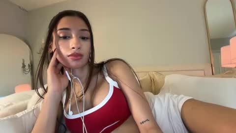 cherliecarmen online show from May 12, 6:28 pm