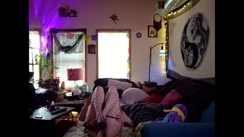 cherryclouds4ever online show from May 27, 11:40 am