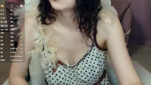 Isabel online show from May 30, 8:07 pm