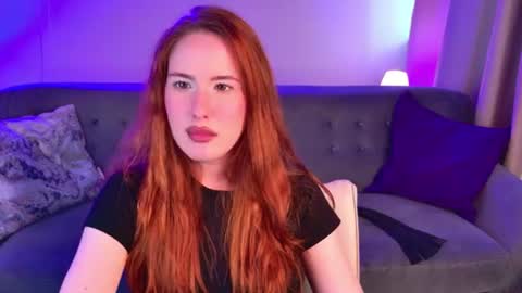 Chloe online show from June 26, 1:49 pm