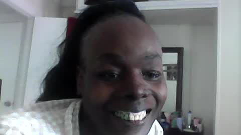chocolatedrop_ online show from July 7, 6:01 pm