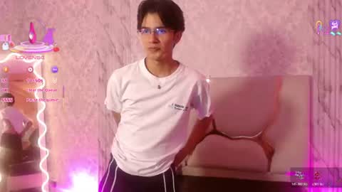 chos_tay online show from June 30, 11:31 am