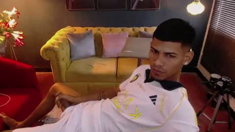 chris online show from June 19, 7:31 pm